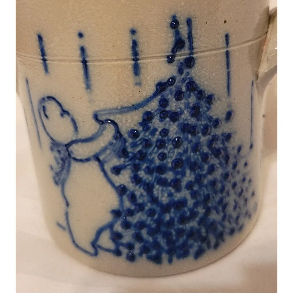 HTF Salmon Falls Helen Berg Bear Christmas Tree NH Pottery Stoneware Crock